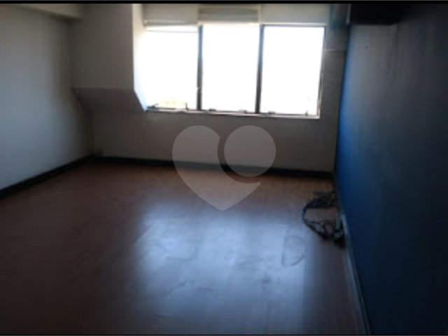 Sala à venda em Santana de Parnaíba, Santana de Parnaíba, SP