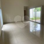 Casa à venda ou para alugar com 3 suítes no condomínio Portal das Tipuanas, Araraquara - SP