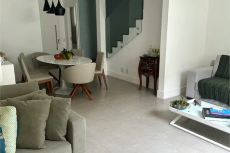 Casa à venda com 3 quartos, sendo 2 suítes,  no condomínio Paulistano 2ª Fase, São Paulo - SP