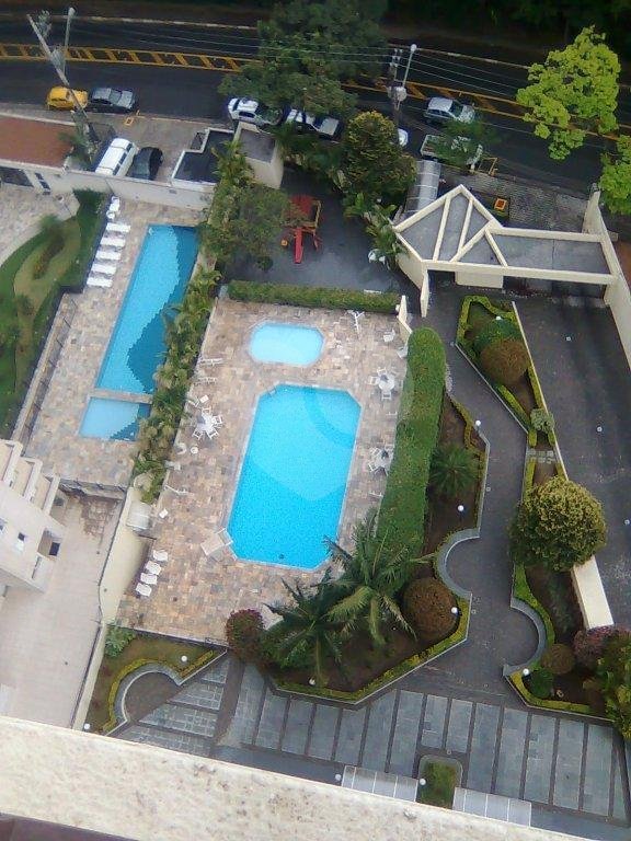 Apartamento à venda ou para alugar com 4 quartos, sendo 2 suítes,  em Horto Florestal, São Paulo, SP
