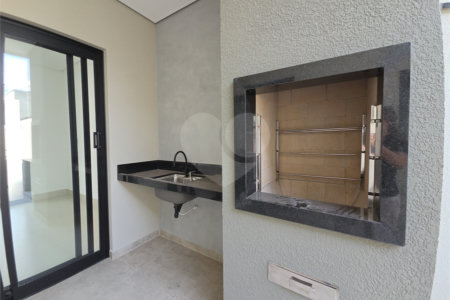 Casa à venda com 3 suítes no condomínio Helena Maria, Sorocaba - SP