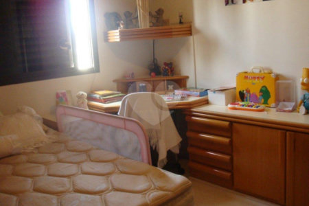 Apartamento à venda com 4 suítes em Vila Andrade, São Paulo, SP