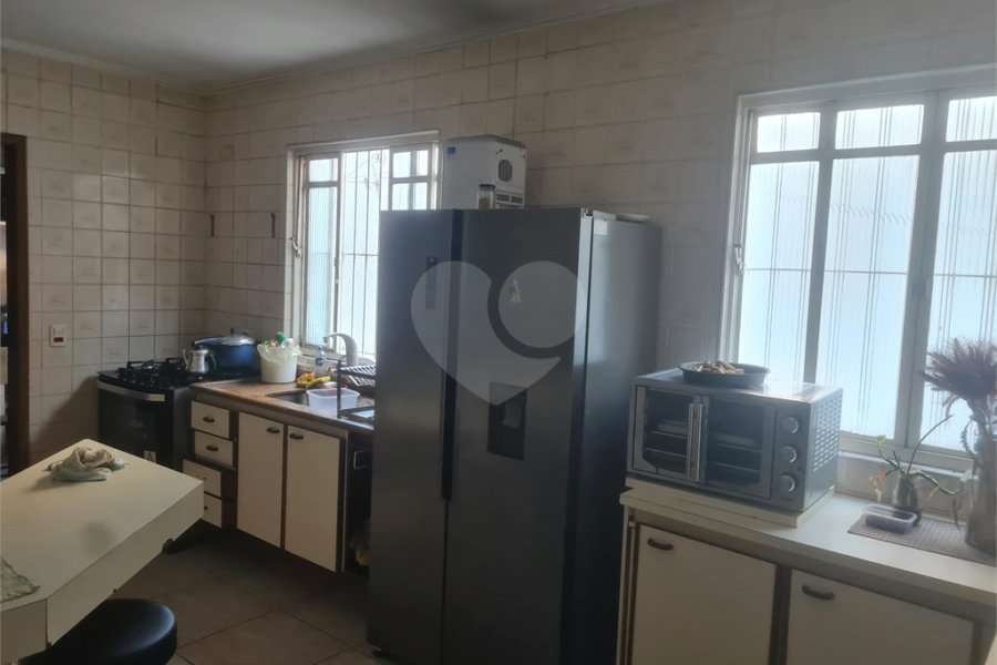 Sobrado à venda com 4 quartos, sendo 1 suíte,  em Vila Prudente, São Paulo, SP