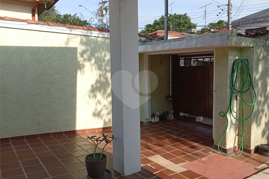 Casa Térrea à venda com 4 quartos, sendo 1 suíte, em Jardim Regina, São Paulo, SP