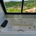 Casa à venda com 6 quartos, sendo 5 suítes, no condomínio Jardim Primavera, Louveira - SP