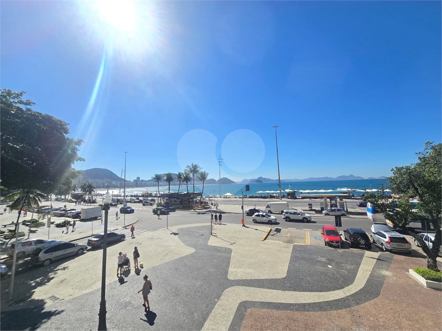 Apartamento à venda com 4 quartos, sendo 1 suíte, em Copacabana, Rio de Janeiro, RJ