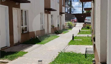 Casa à venda com 2 quartos no condomínio Villa Caucaia, Cotia - SP
