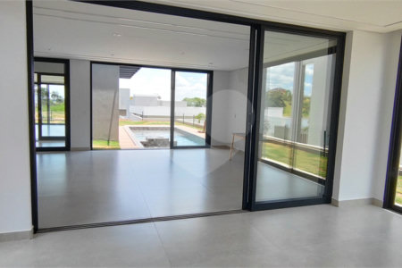 Casa à venda com 4 suítes no condomínio Campos de Santo Antonio II, Itu - SP