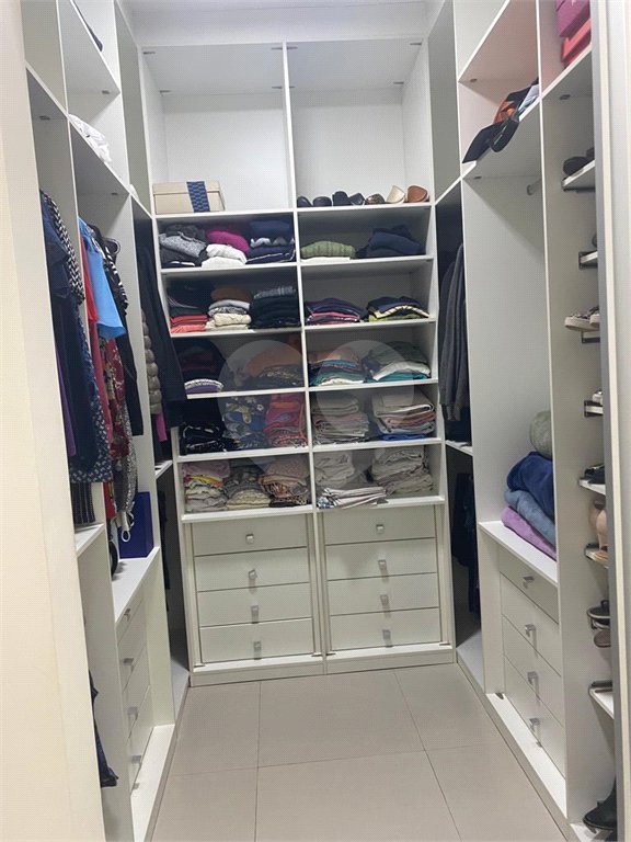 Sobrado à venda com 2 quartos, sendo 1 suíte, em Jardim Nova Germania, São Paulo, SP