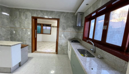 Casa à venda com 3 suítes no condomínio Bosque de Grevilea, Vinhedo - SP