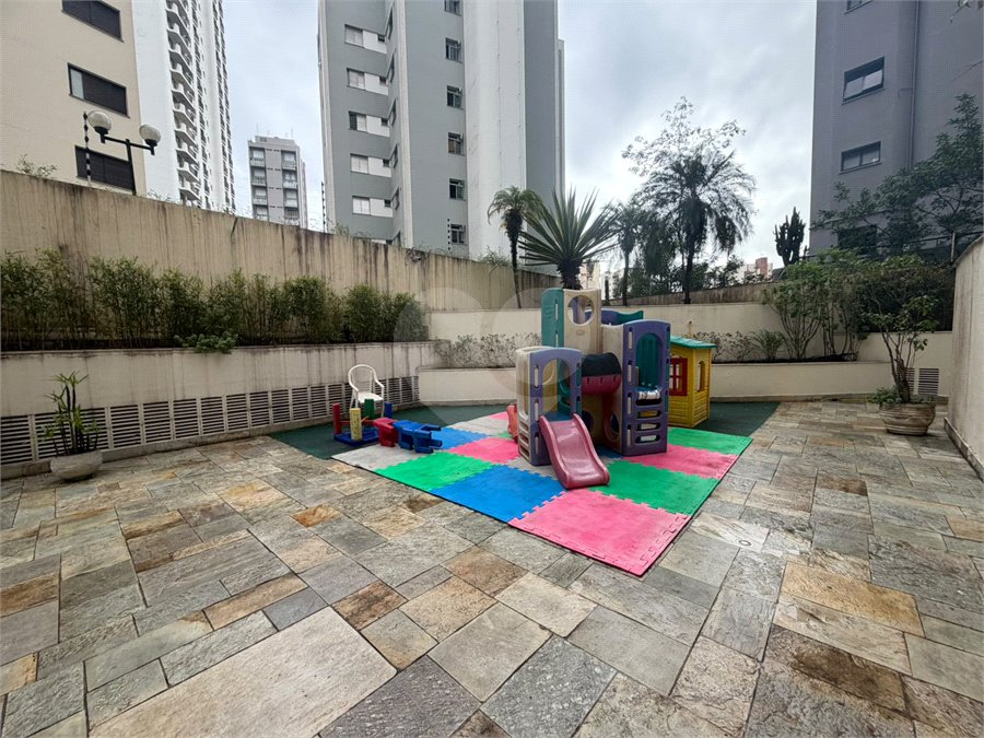 Apartamento à venda com 3 suítes em Vila Suzana, São Paulo, SP
