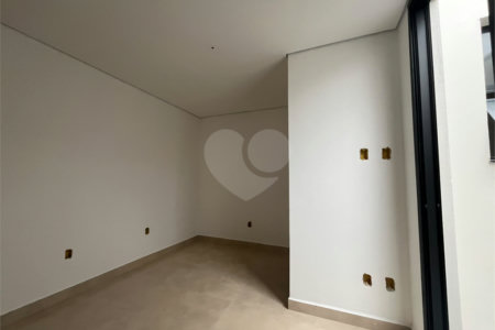 Casa de Vila à venda com 3 quartos, sendo 1 suíte, em Vila São Caetano, Sorocaba, SP