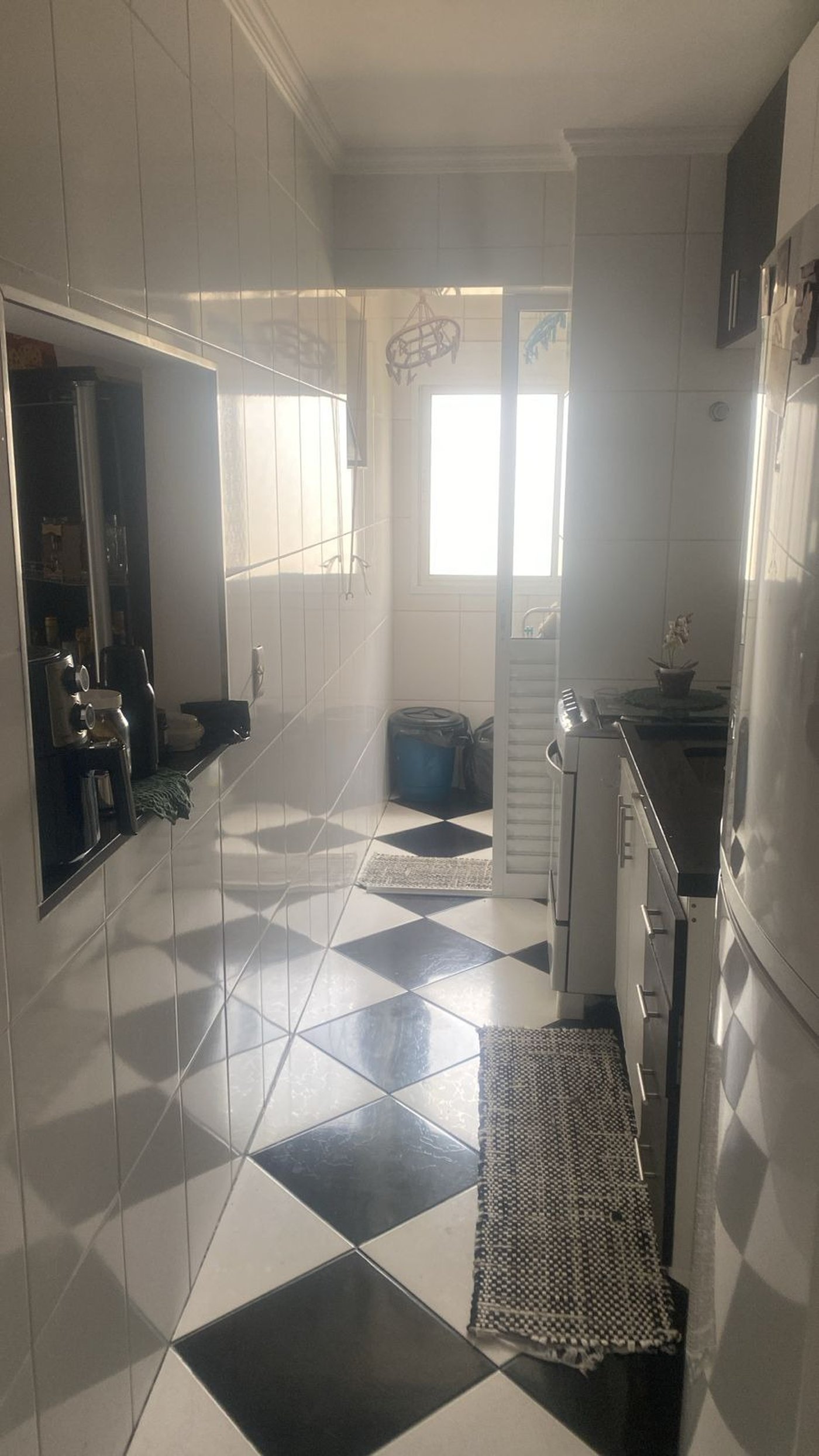 Apartamento aconchegante com 2 dormitórios, sendo 1 suíte, ao lado do Shopping Raposo!