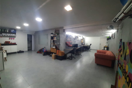 Casa à venda com 3 quartos, sendo 1 suíte, no Centro, Vinhedo, SP