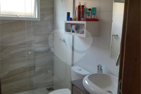 Casa à venda com 3 suítes no condomínio Village Ipanema 1, Araçoiaba da Serra - SP