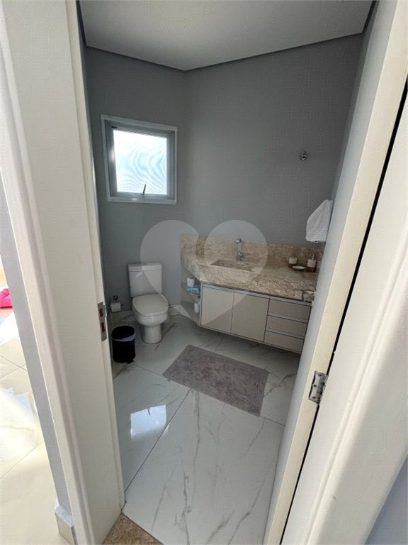 Casa à venda com 4 suítes no condomínio Fazenda Palmeiras Imperiais, Salto - SP