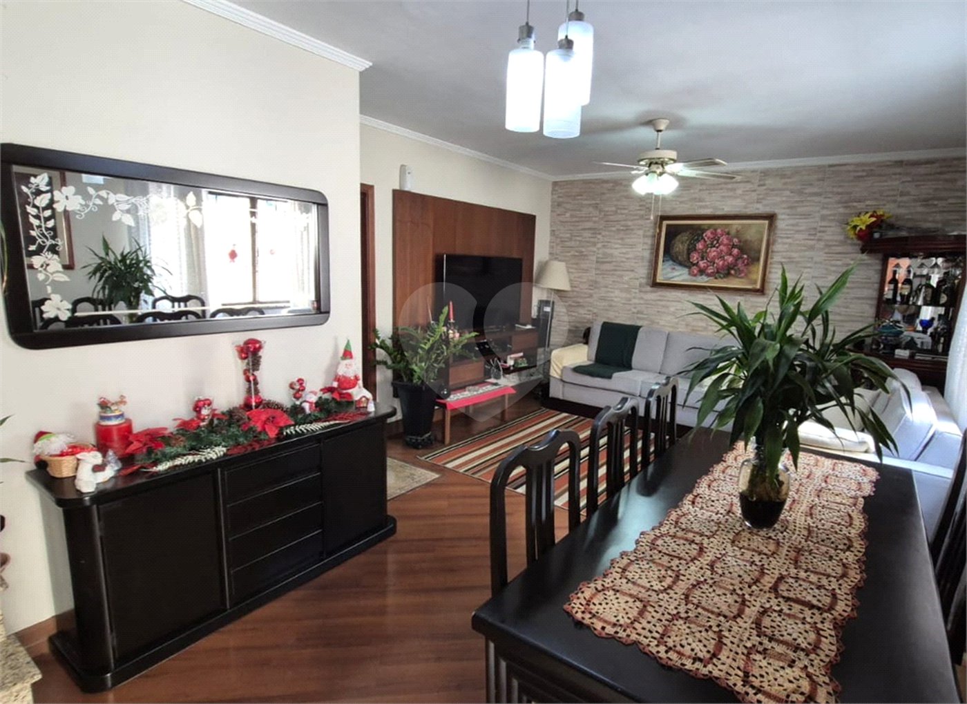 Casa à venda com 3 quartos, sendo 1 suíte, no condomínio Indefinido_ernani Pinto_439, São Paulo - SP