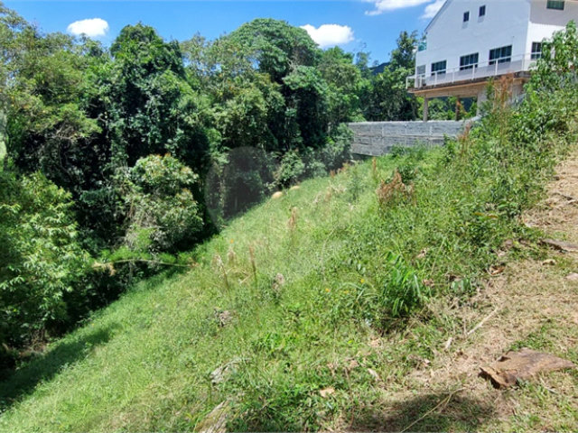 Terreno à venda no condomínio Parque Suiça, Caieiras - SP