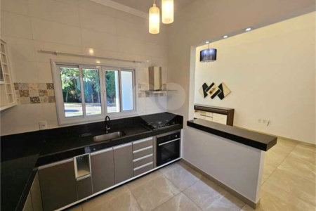 Casa à venda com 3 quartos, sendo 1 suíte, no condomínio Vista Verde, Indaiatuba - SP