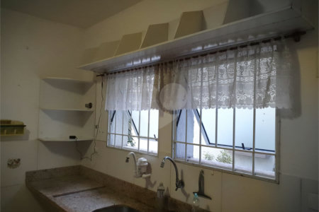 Sobrado à venda com 2 quartos em Chácara Monte Alegre, São Paulo, SP