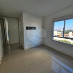 Apartamento à venda com 3 quartos, sendo 1 suíte,  em Jardim Olympia, São Paulo, SP