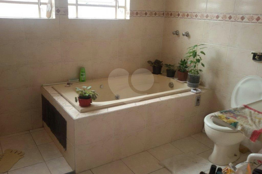 Sobrado à venda com 3 suítes em Imirim, São Paulo, SP