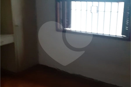 Casa Térrea à venda com 3 quartos em Vila Mazzei, São Paulo, SP