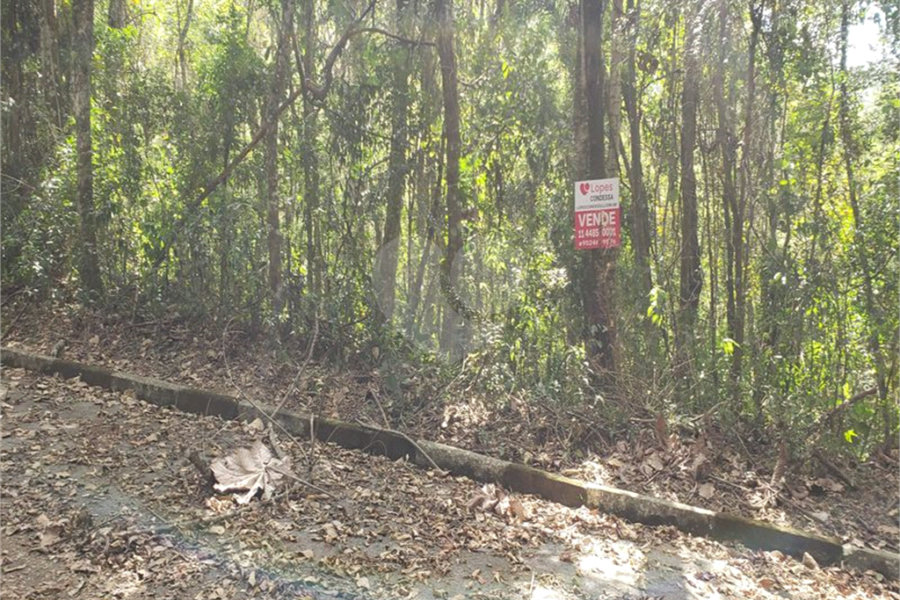 Terreno à venda no condomínio Alpes da Cantareira, Mairiporã - SP