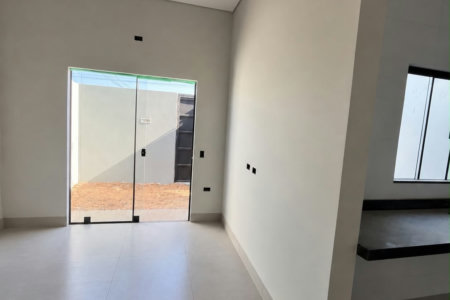 Casa à venda com 2 quartos, sendo 1 suíte,  em Bela Vista da Lagoa, Três Lagoas, MS