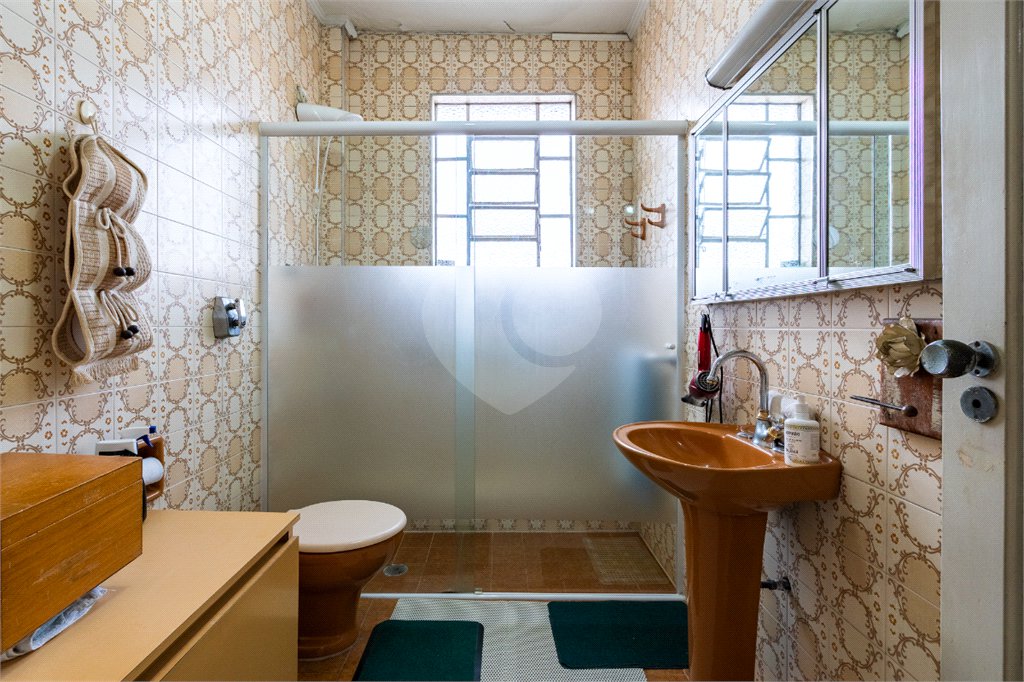 Sobrado à venda com 3 quartos, sendo 1 suíte, em Moema, São Paulo, SP