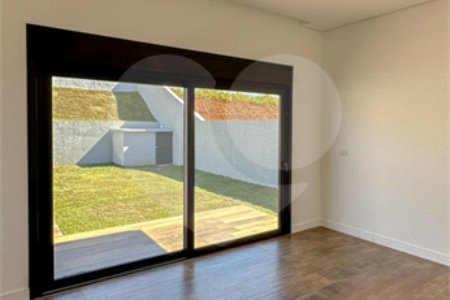 Casa à venda com 3 suítes no condomínio Shamballa 3, Atibaia - SP