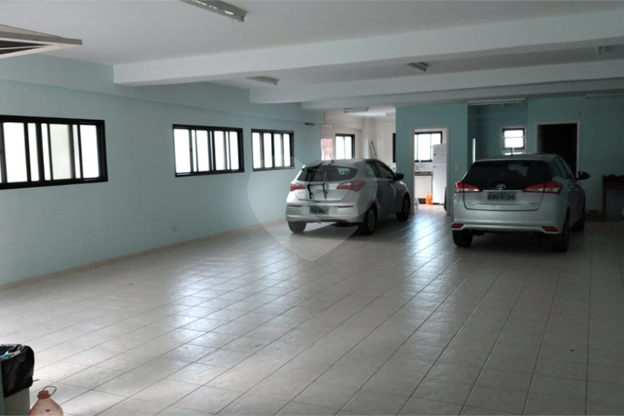 Sobrado à venda com 4 quartos, sendo 2 suítes, em Horto, São Paulo, SP