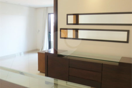 Apartamento à venda com 4 quartos, sendo 1 suíte, em Chácara Inglesa, São Paulo, SP