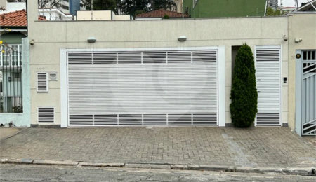 Casa à venda com 2 suítes em Santana, São Paulo, SP