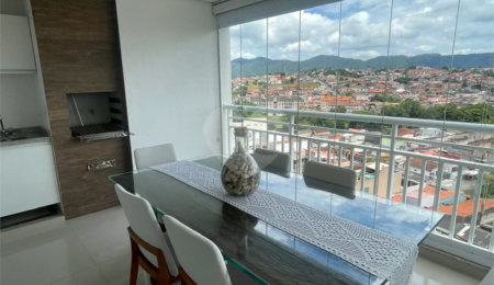 Apartamento à venda com 3 quartos, sendo 1 suíte,  em Vila Suissa, Mogi das Cruzes, SP