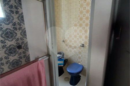 Sobrado à venda com 3 quartos, sendo 1 suíte, em Bosque da Saúde, São Paulo, SP
