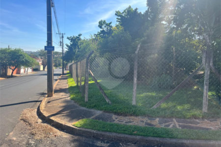 Terreno à venda com 1 suíte no Centro, Araraquara, SP