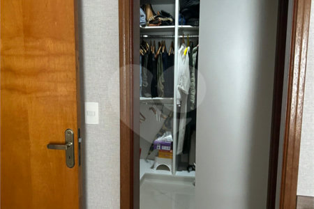 Casa à venda com 3 suítes em Jardim Regina, Indaiatuba, SP