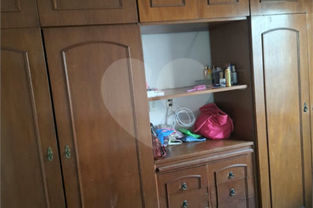 Casa à venda com 3 quartos, sendo 1 suíte,  em Vila Santa Helena, Mogi das Cruzes, SP