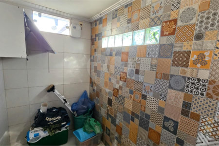 Casa à venda com 5 quartos, sendo 3 suítes,  no condomínio Colinas do Magarça, Rio de Janeiro - RJ