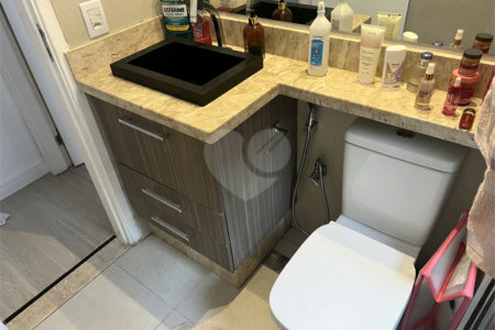 Apartamento à venda com 2 quartos em Conjunto Residencial Irai, Suzano, SP