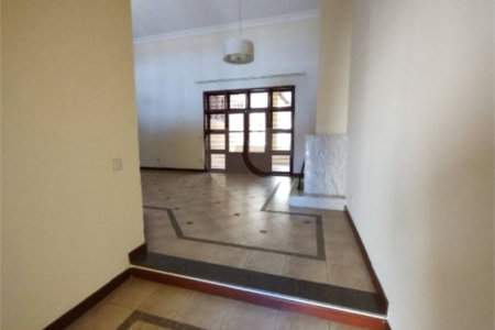 Casa à venda com 3 quartos, sendo 1 suíte, em Vila São José, Itapetininga, SP