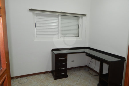 Casa à venda com 3 quartos, sendo 1 suíte, no condomínio Alpes de Vinhedo, Vinhedo - SP