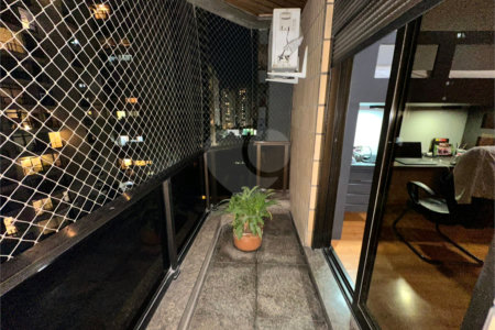 Apartamento à venda com 3 suítes em Vila Olímpia, São Paulo, SP