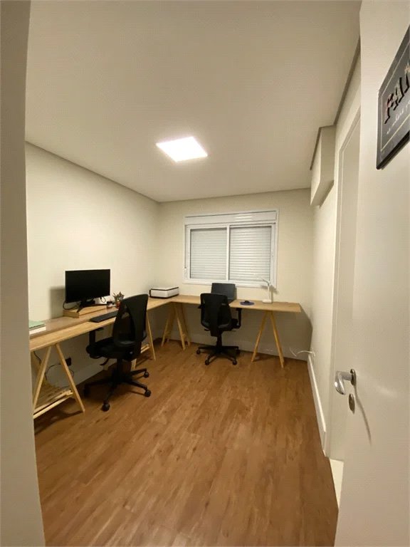 Apartamento à venda com 4 quartos, sendo 2 suítes,  em Jardim Caboré, São Paulo, SP