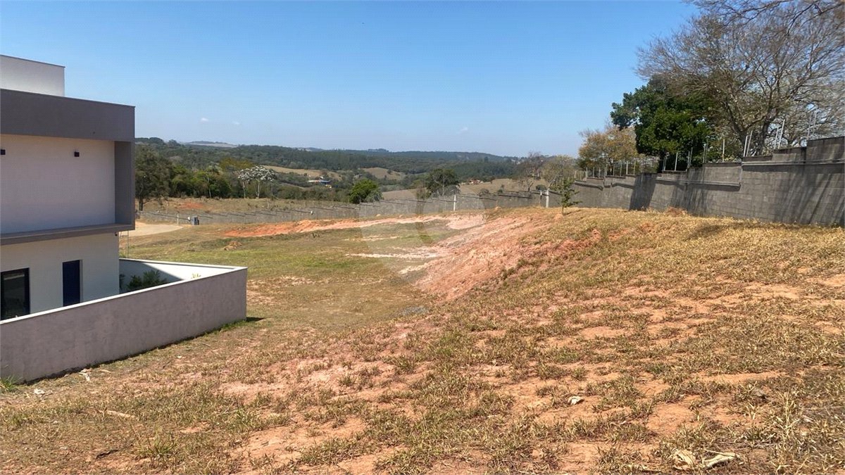 Terreno à venda no condomínio Vale das Águas, Itatiba - SP