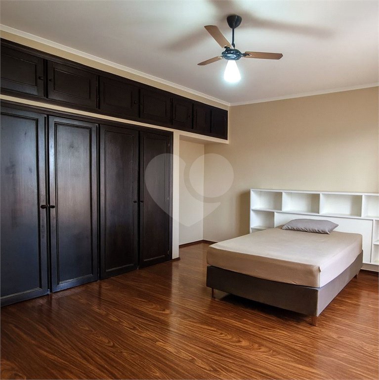 Sobrado à venda com 4 quartos, sendo 1 suíte,  em Sumarezinho, Ribeirão Preto, SP