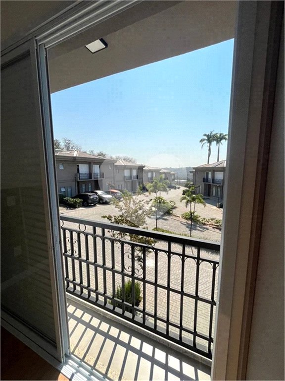 Casa à venda ou para alugar com 3 suítes no condomínio Quinta das Parreiras, Valinhos - SP