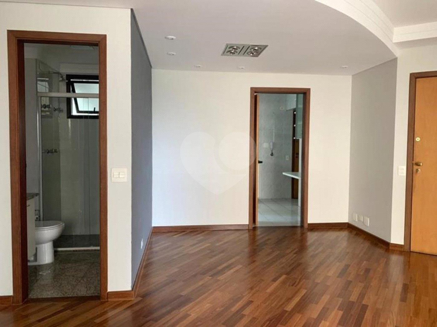 Apartamento à venda com 2 quartos, sendo 1 suíte,  em Vila Suzana, São Paulo, SP