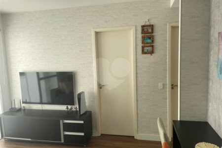 Apartamento à venda com 2 quartos em Aclimação, São Paulo, SP